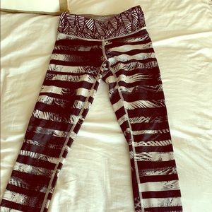 Lululemon Capri workout pants